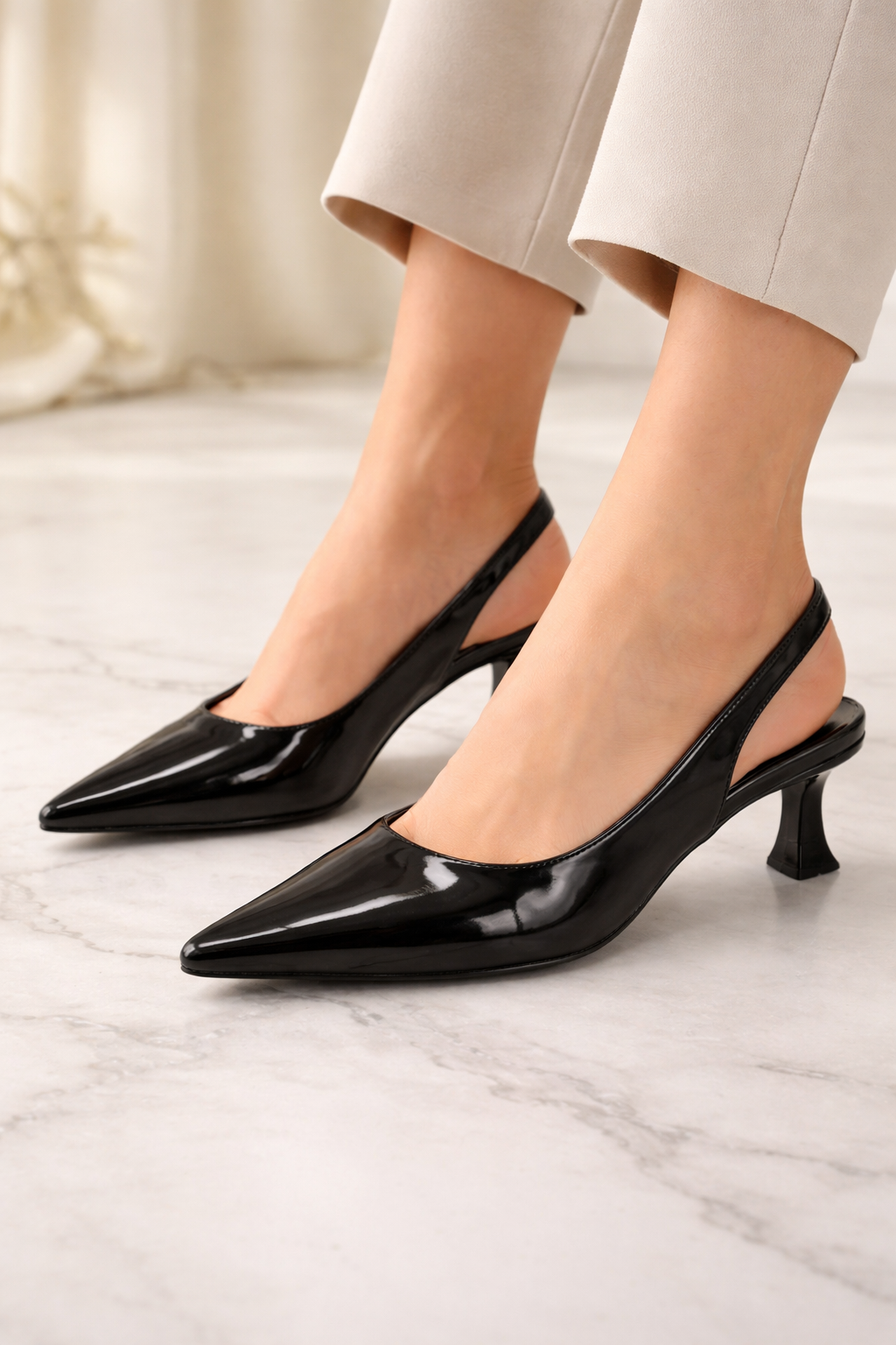 Elegant Women’s Slingback Heels