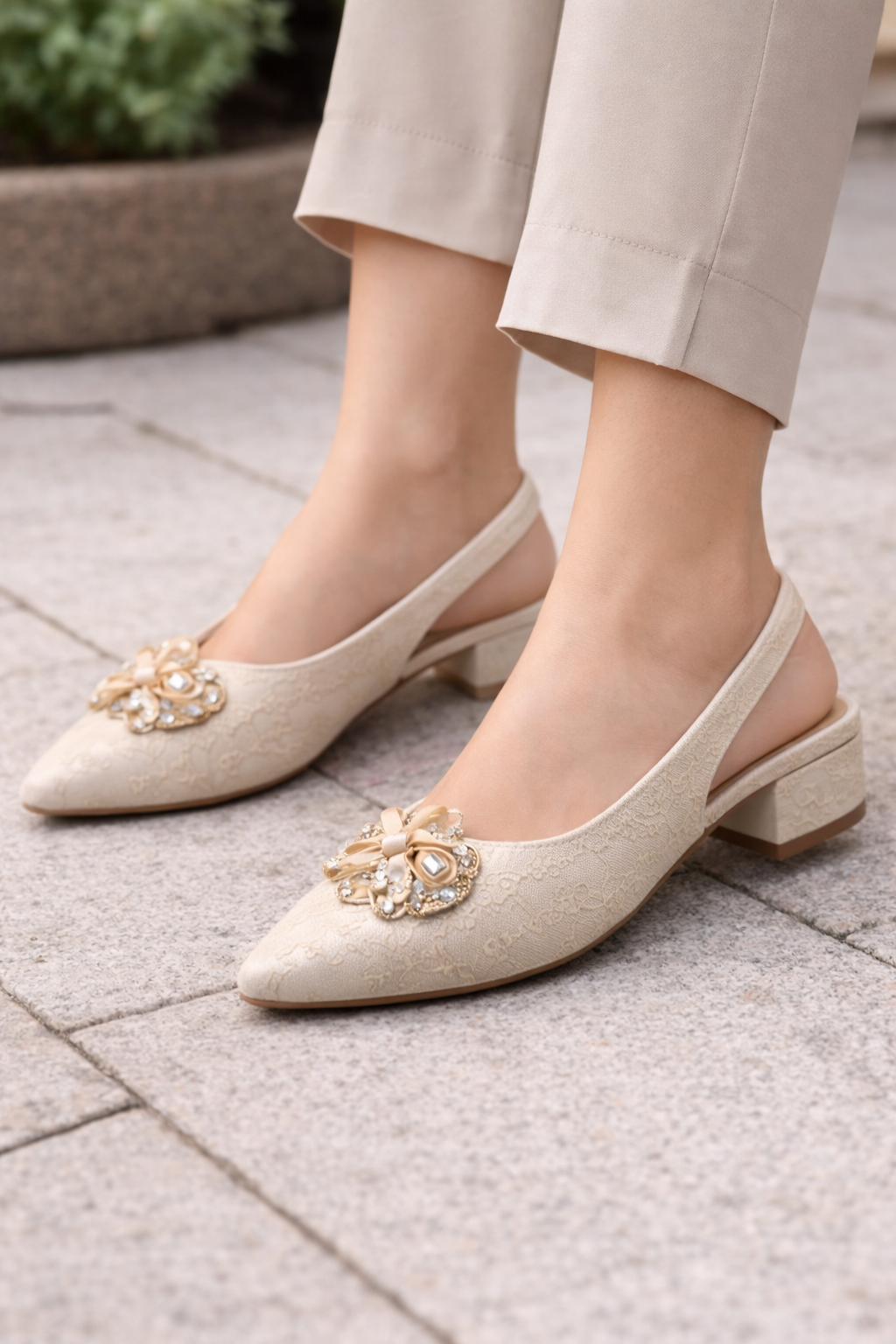 Elegant  Slingback Block Heel