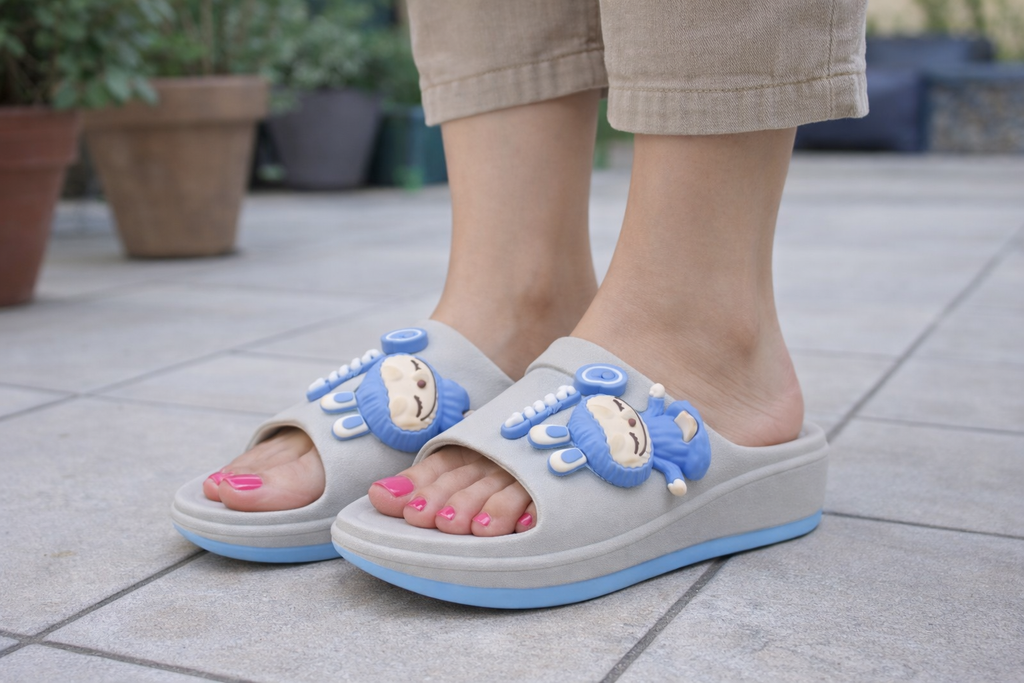 Women’s Comfort Wedge Slippers (3)