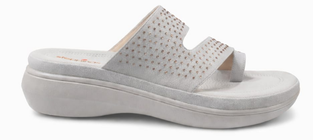 STEPPING FOOTWEAR(3)
