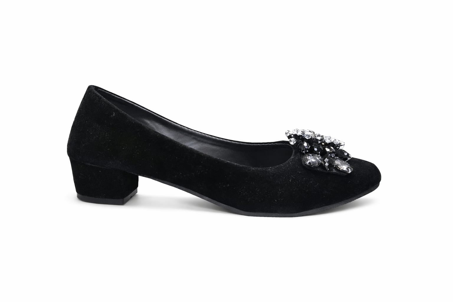 women’s black block-heel bellie