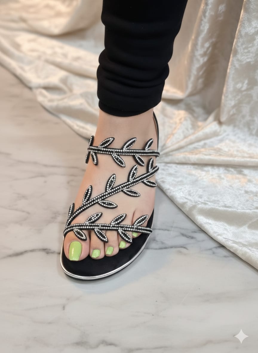 Elegant Leaf-Design Sandals