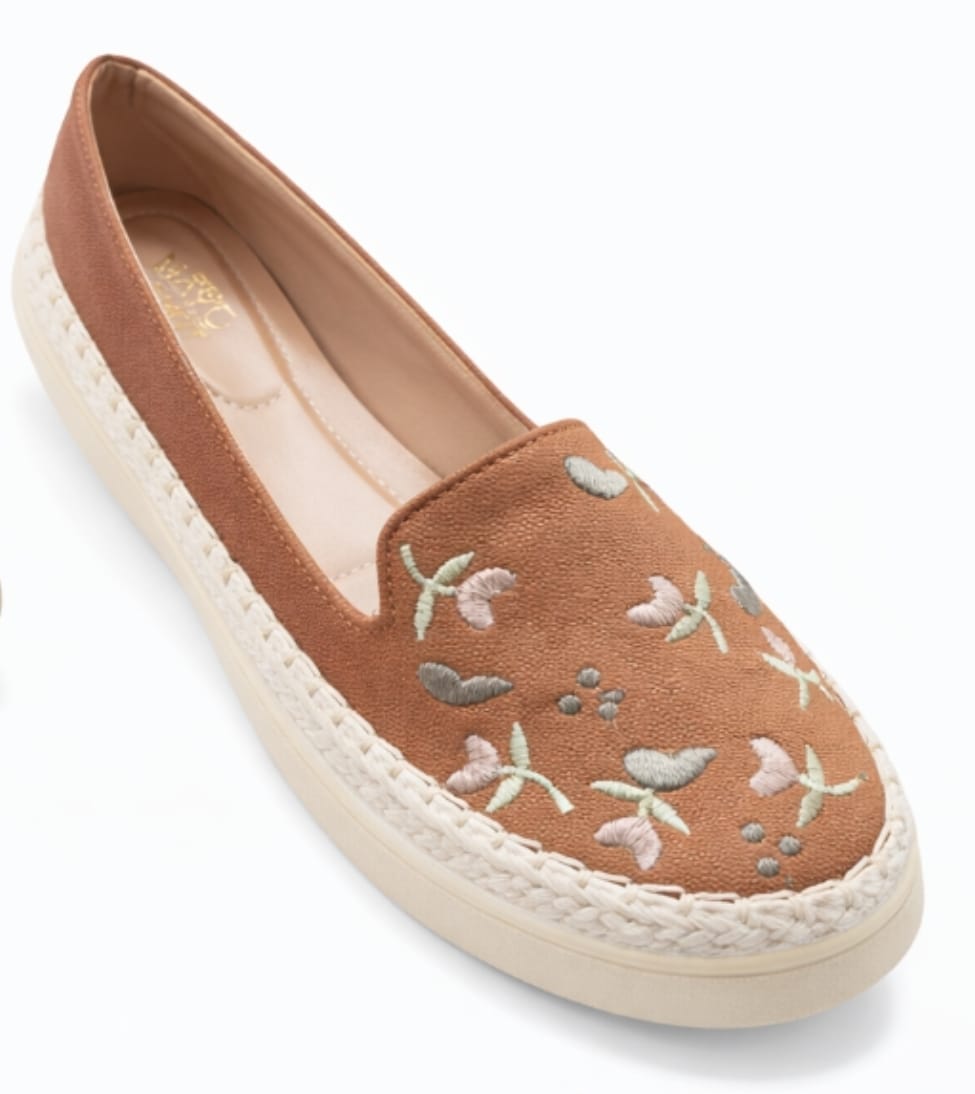 Women’s Embroidered Slip-On Platform Shoes