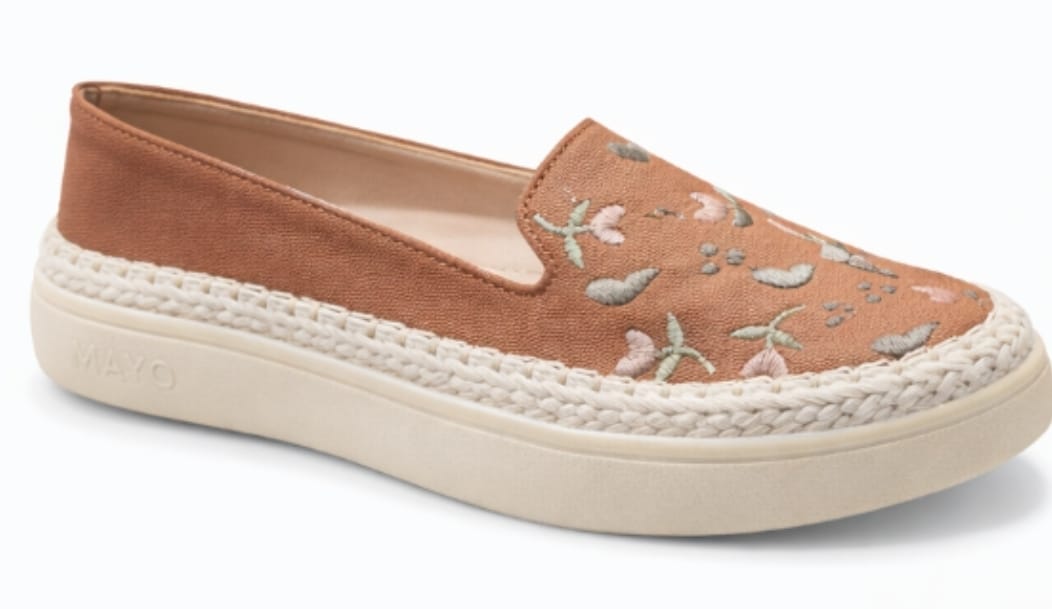 Women’s Embroidered Slip-On Platform Shoes
