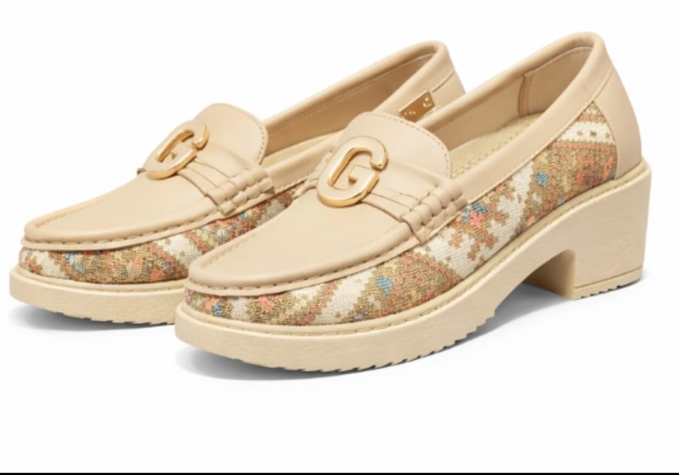 Women’s Stylish Block-Heel Loafers with Printed Fabric Panels