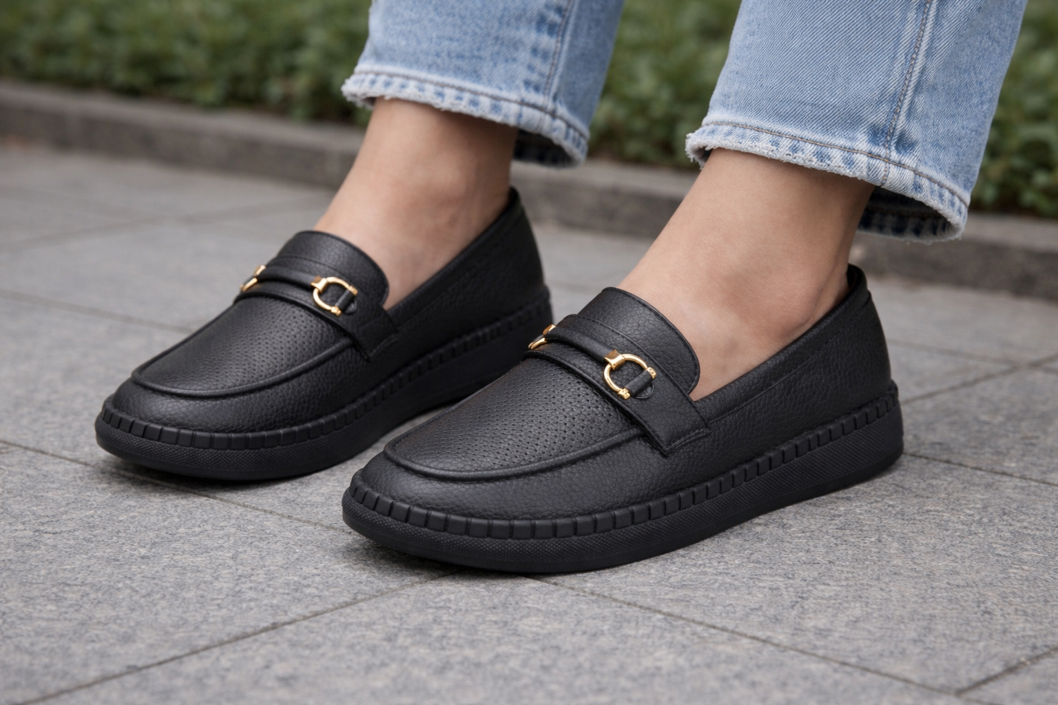 Women’s Black Comfort Loafers with Gold Buckle – Casual Slip-On Shoes