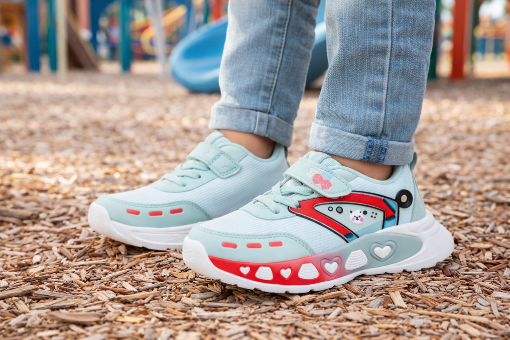 Kids Panda Sports Sneakers – Lightweight Breathable Casual Running Shoes for Boys & Girls