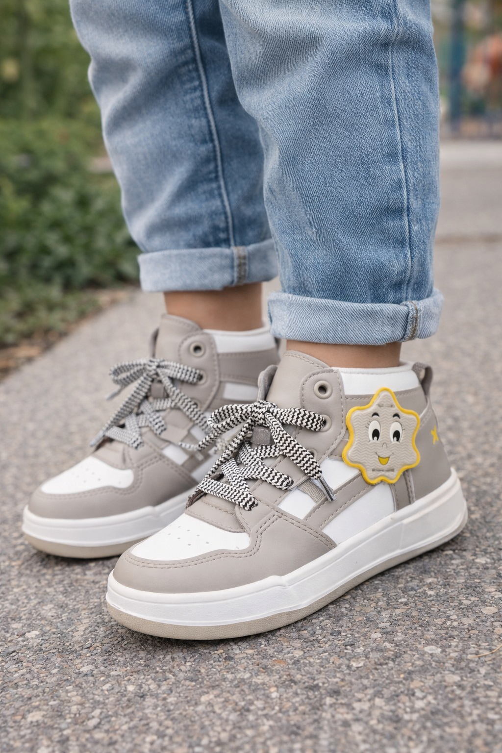 Kids High-Top Casual Sneakers – Navy Blue & White with Star Patch